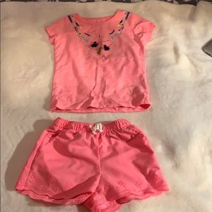 Matching summer set.